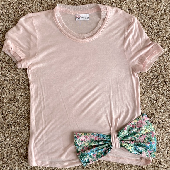 RED Valentino Tops - Red Valentino 100% modal pink short sleeve top wz floral bow & lace piping. XS.